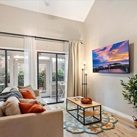 Artist'S Tower Townhome Just Renovated W Loft Gainesville Bagian luar foto