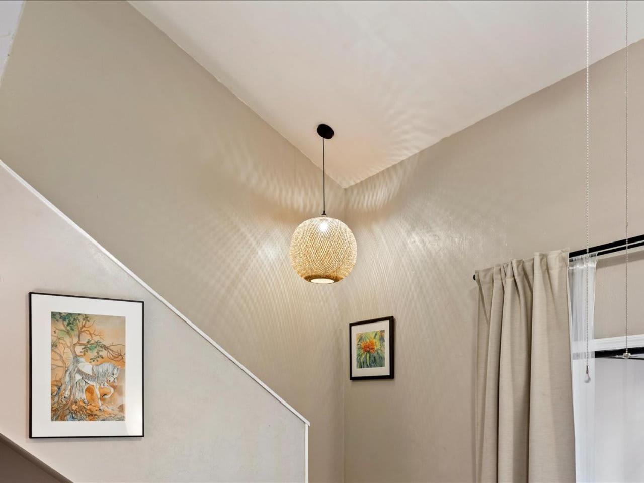 Artist'S Tower Townhome Just Renovated W Loft Gainesville Bagian luar foto