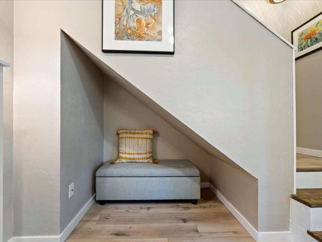 Artist'S Tower Townhome Just Renovated W Loft Gainesville Bagian luar foto